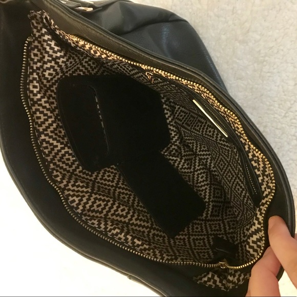 Lulus Black Purse - Picture 3 of 6